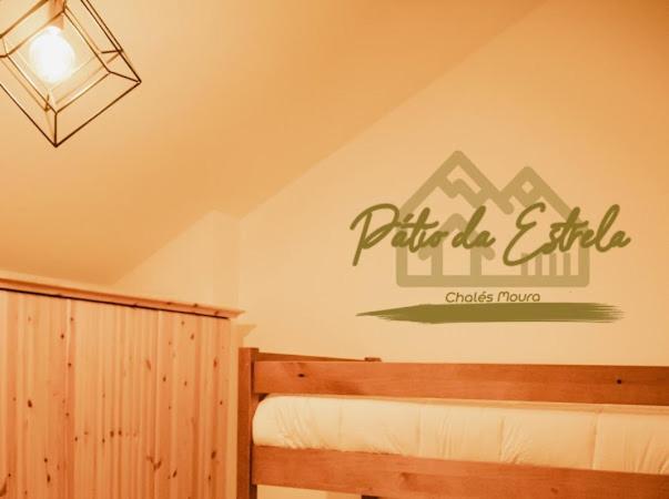 Patio Da Estrela - Chales Moura Penhas da Saúde Εξωτερικό φωτογραφία