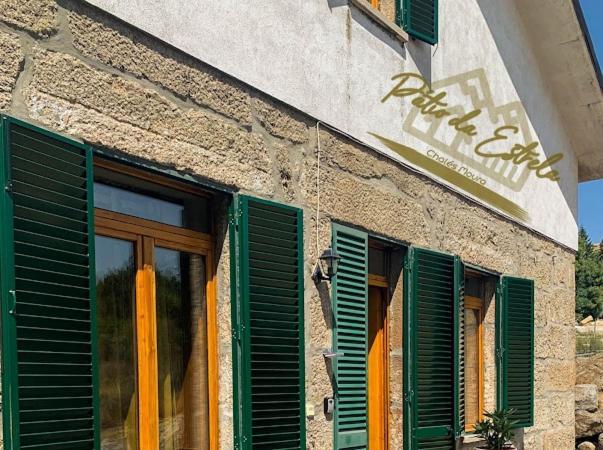 Patio Da Estrela - Chales Moura Penhas da Saúde Εξωτερικό φωτογραφία