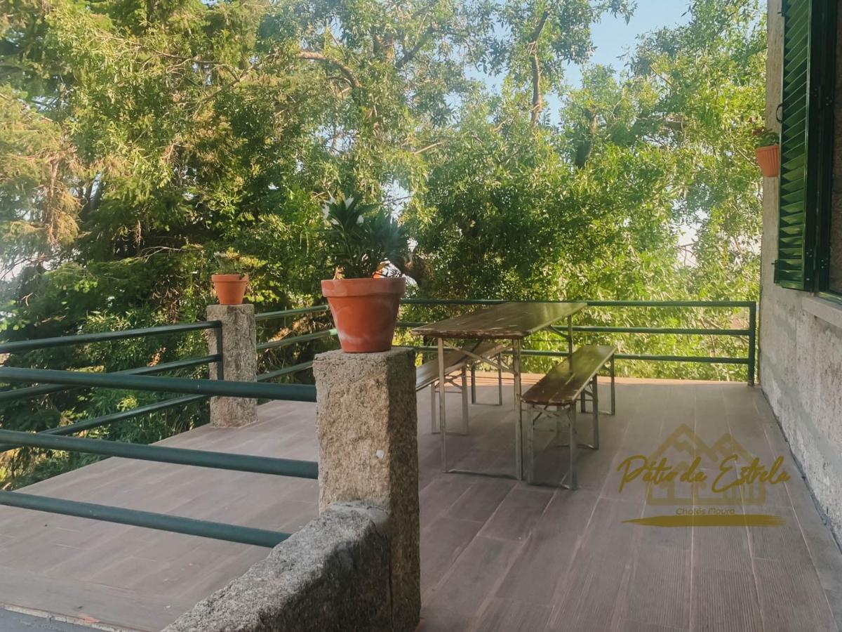 Patio Da Estrela - Chales Moura Penhas da Saúde Εξωτερικό φωτογραφία
